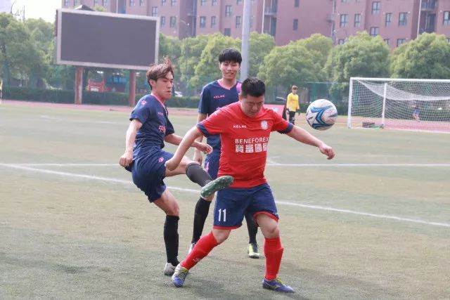 浙江队12年后亚冠初体验有点痛 赛后这一幕太感人